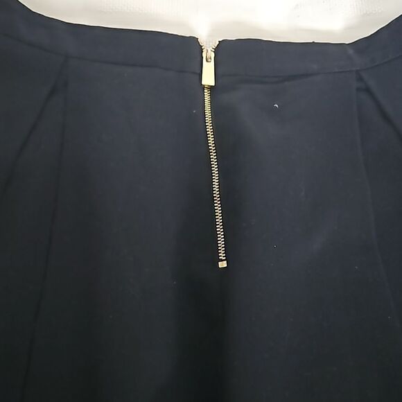 Elegant Black Women's Skirt - Picture 13 of 16